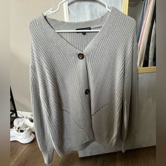 Sweaters - Women’s Cardigan Medium